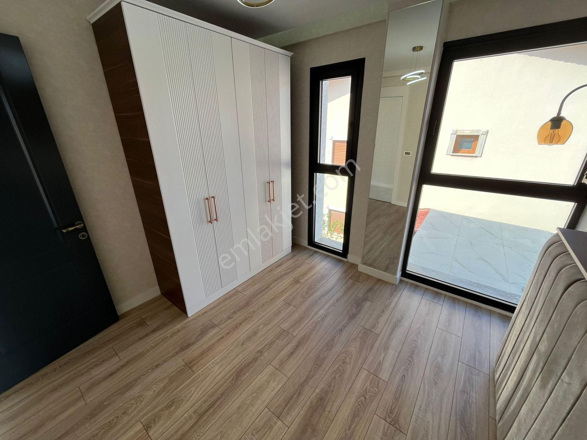 Kuşadası Yılancıburnunda Denize 500metre 4+1 Özel Havuzlu Akıllı Ev Sistemi Satılık Villa - Görsel 29