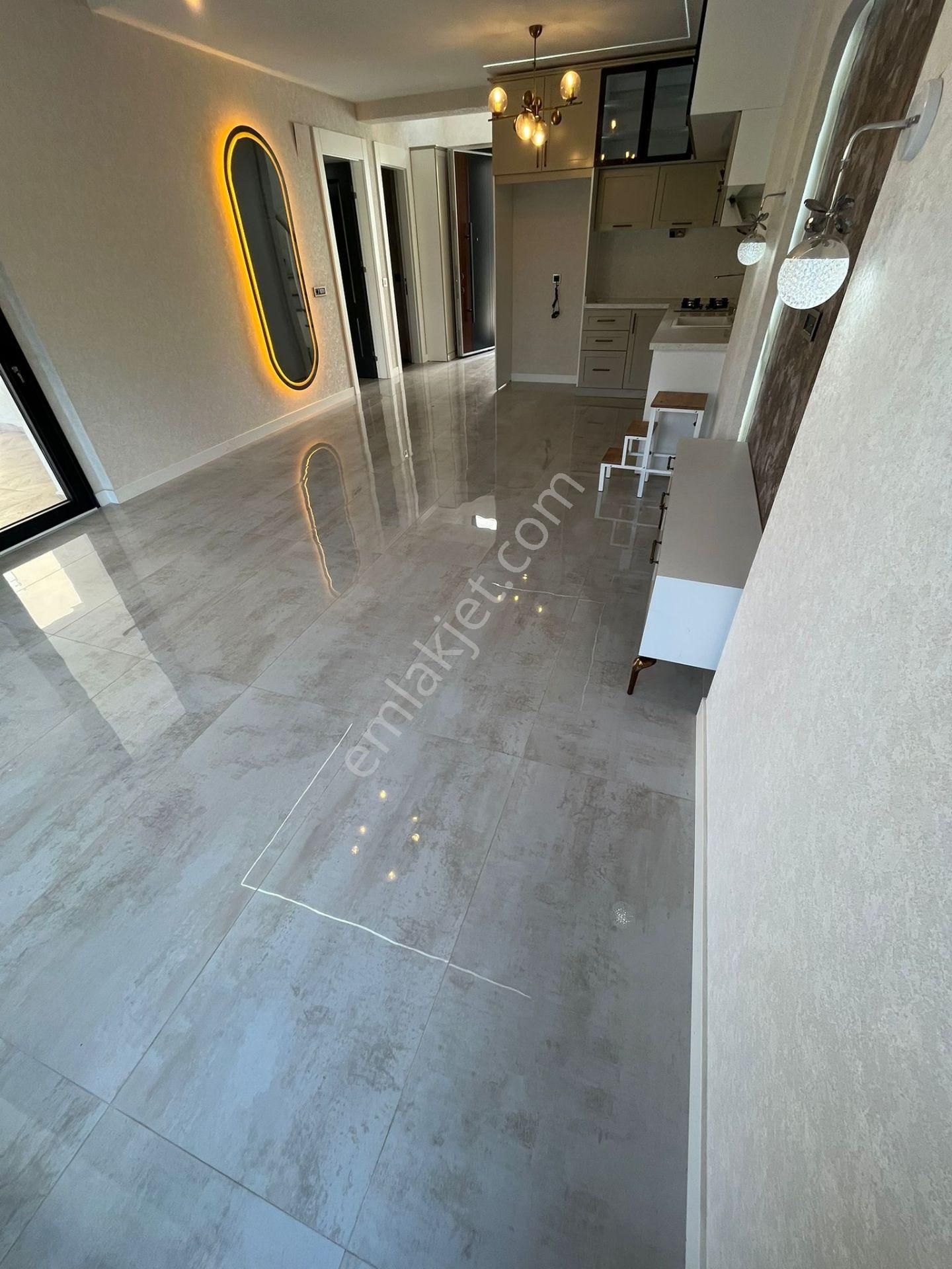 Kuşadası Yılancıburnunda Denize 500metre 4+1 Özel Havuzlu Akıllı Ev Sistemi Satılık Villa - Görsel 17