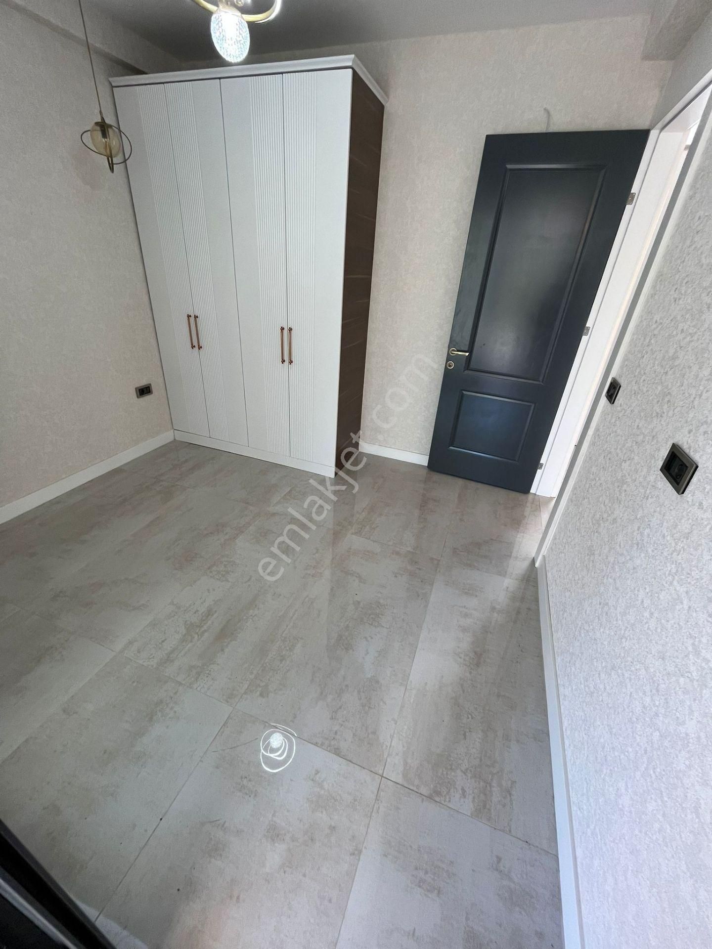 Kuşadası Yılancıburnunda Denize 500metre 4+1 Özel Havuzlu Akıllı Ev Sistemi Satılık Villa - Görsel 3