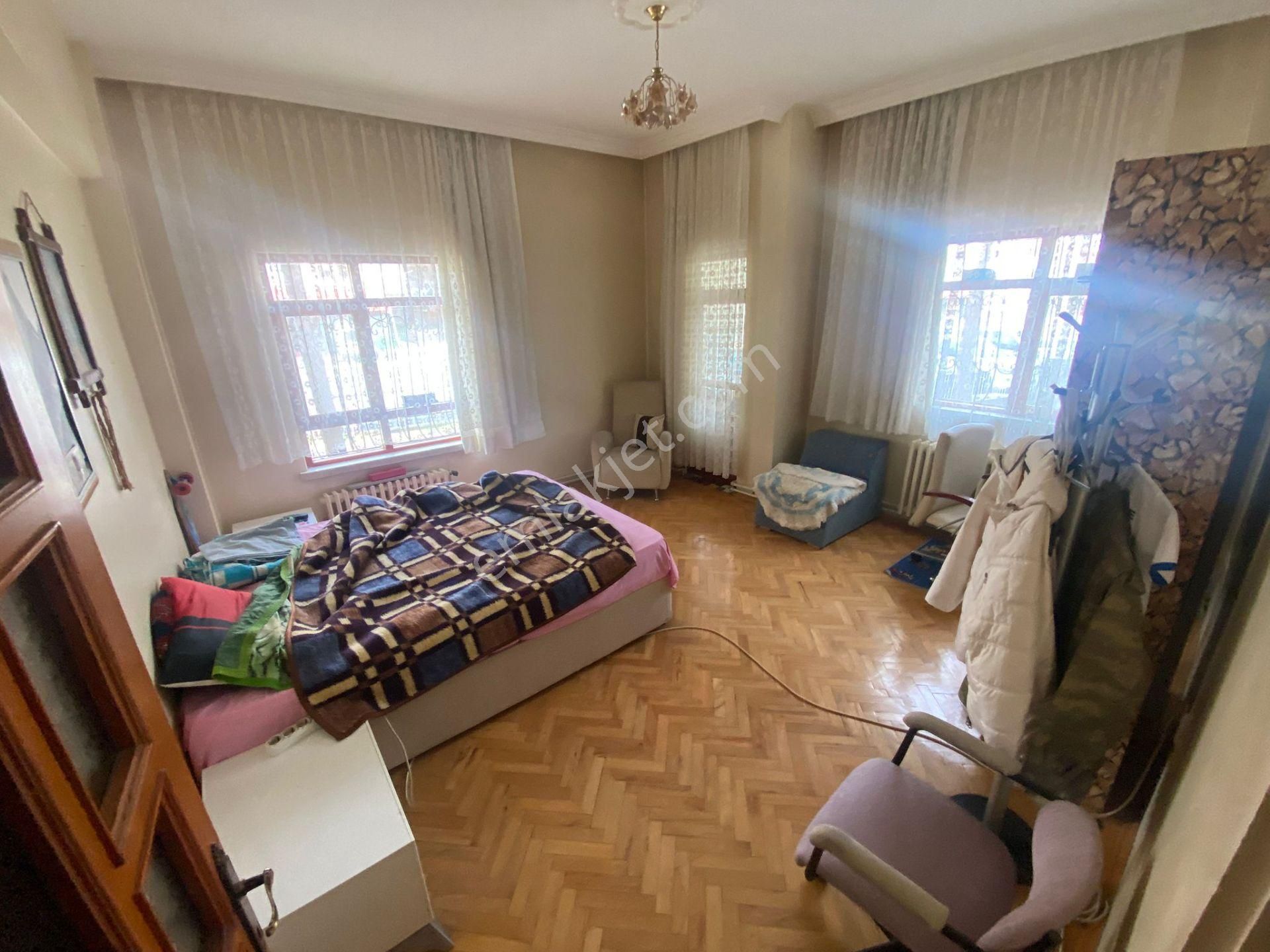 Pınarbaşı Mahallesinde Cadde Üzeri Katta Bağımsız Yetişen Alır - Görsel 8