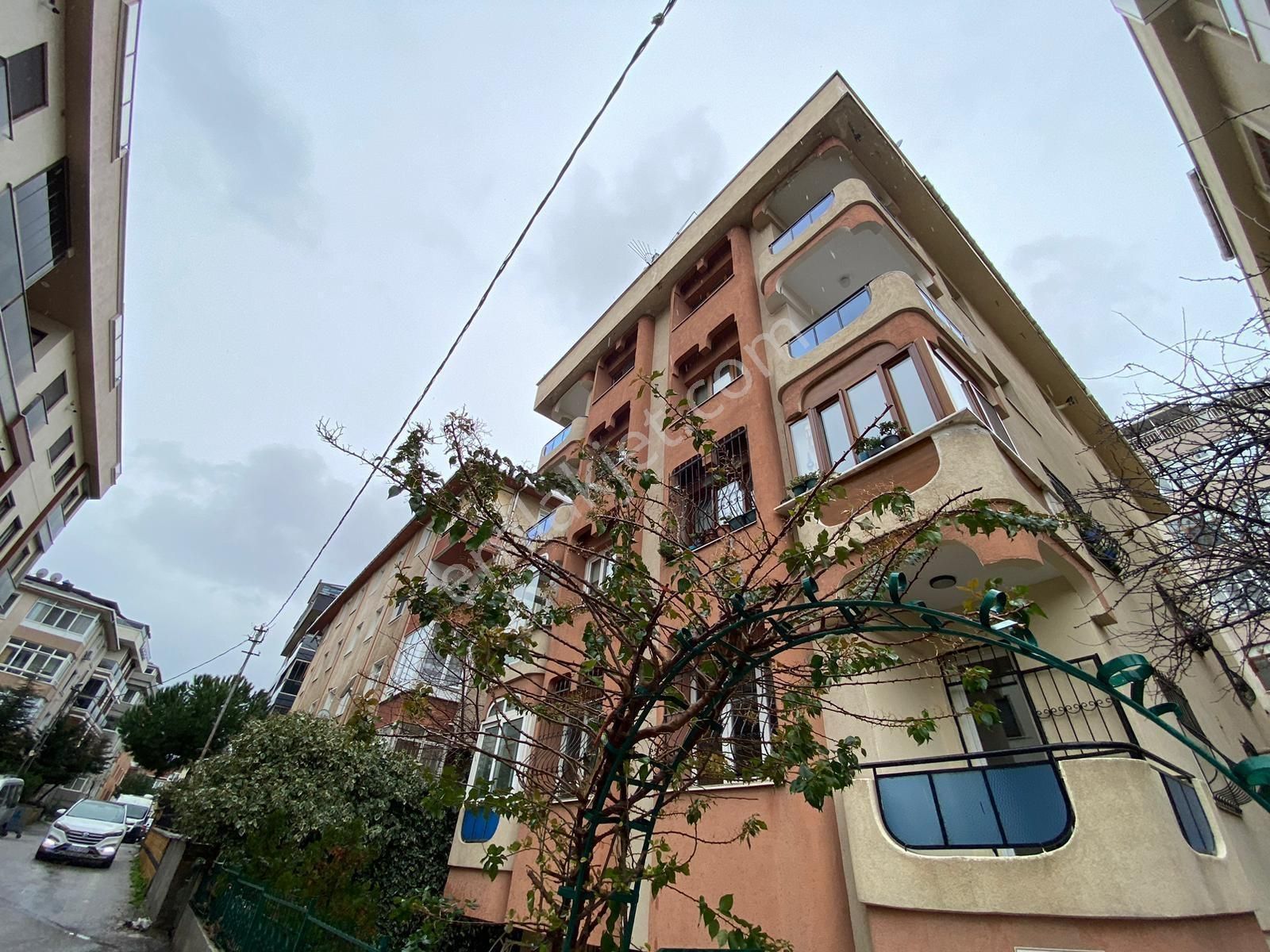 Tamiş'den Küçükyalı İbni Sinada Lüx Yapılı Ön Cephe 1.kat 2+1 - Görsel 18