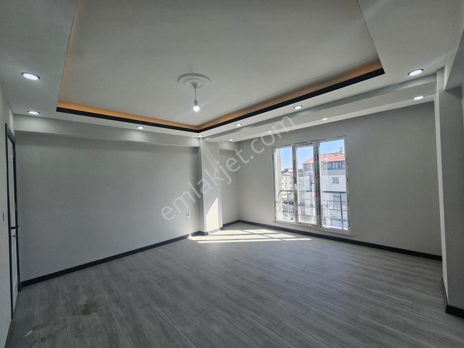 Kapaklı Mevlaana Mahallesi 2+1 Kullanışlı Daire - Görsel 7