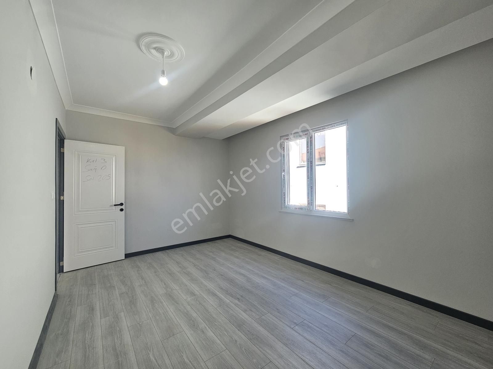 Kapaklı Mevlaana Mahallesi 2+1 Kullanışlı Daire - Görsel 5