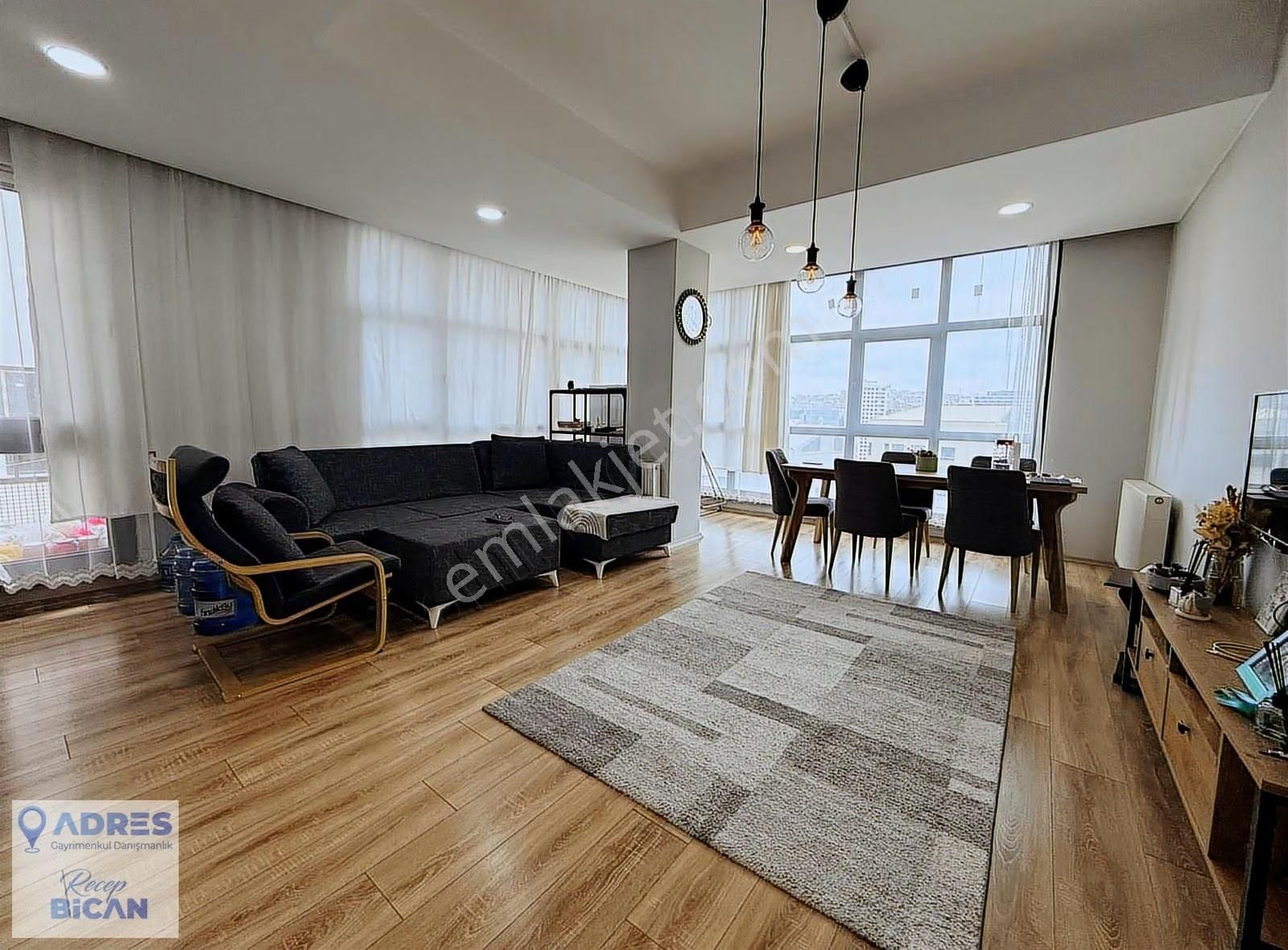 Kağıthane Merkez Satılık 2+1 90m2 Havuzlu Otoparklı Metro 5 Dk