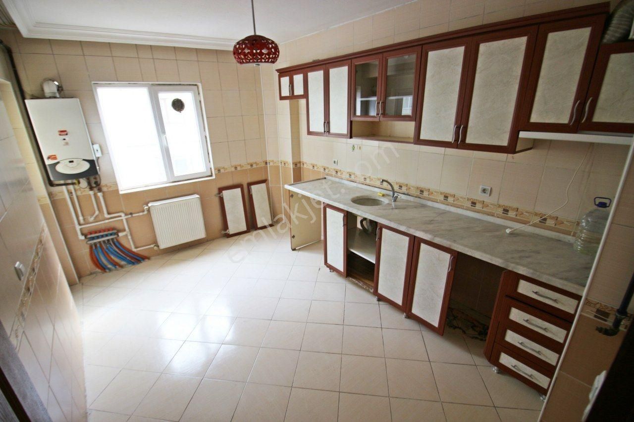 Gamze Emlak'tan Pınarbaşı'nda Park Cepheli E.banyolu Asansörü!