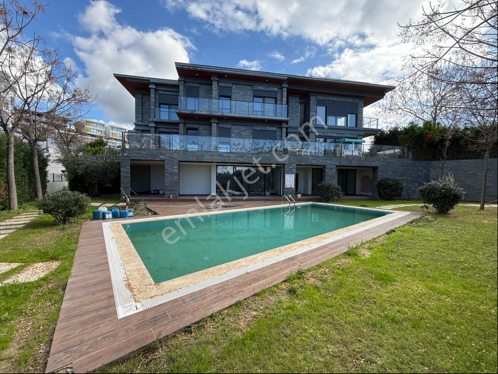 Marinada 5+1 Dublex Kapalı Otoparklı Giyinme Odalı Açık Yüzme Havzlu - Görsel 2