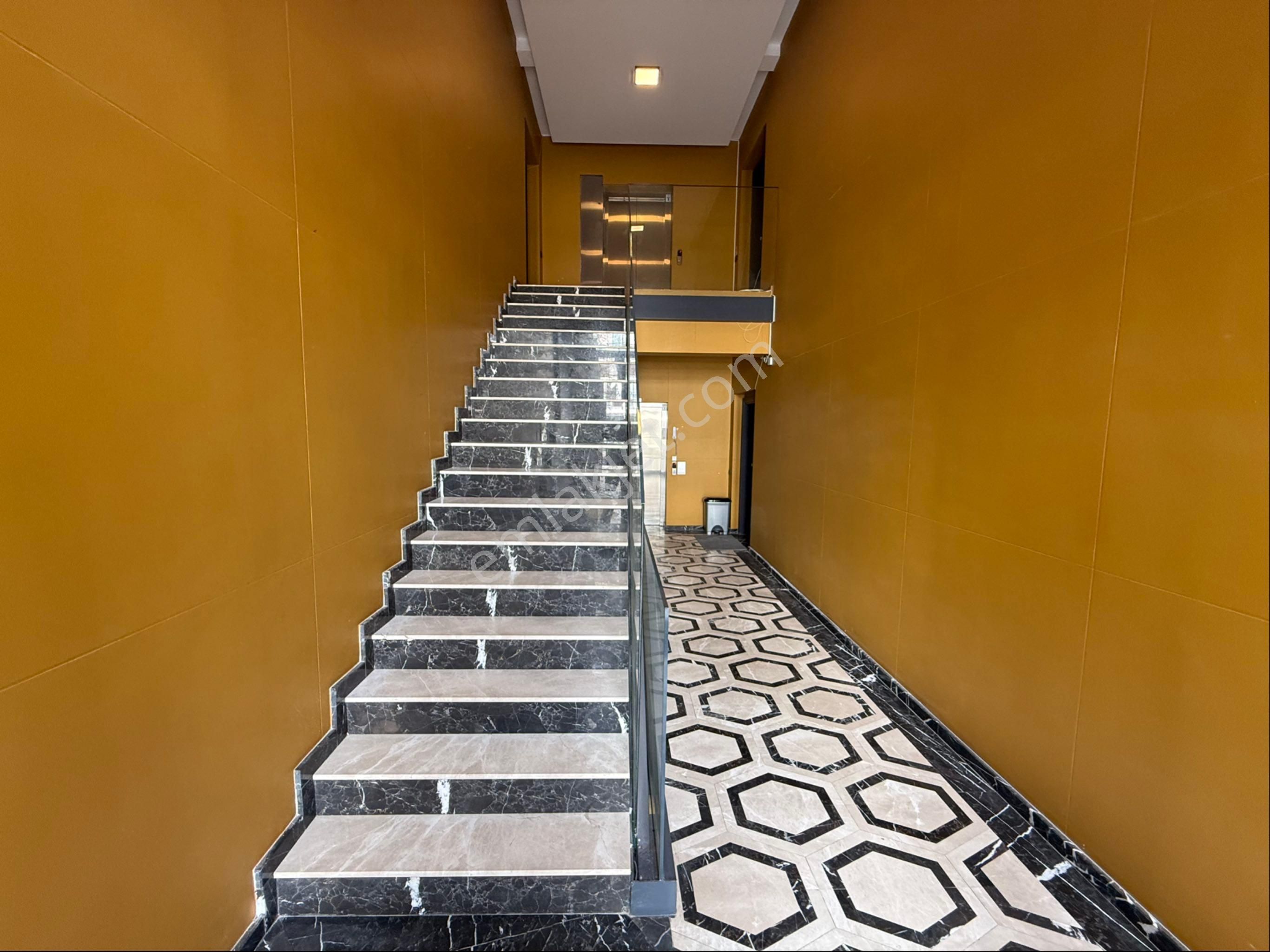 Marinada 5+1 Dublex Kapalı Otoparklı Giyinme Odalı Açık Yüzme Havzlu - Görsel 31