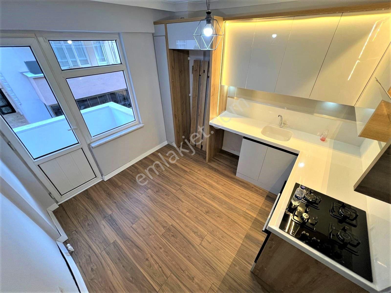 🟠🟠alfa'dan Akçay'da Harika Satılık Arakat Ayrı Mutfak Çift Balkonlu 2+1 Daire - Görsel 3