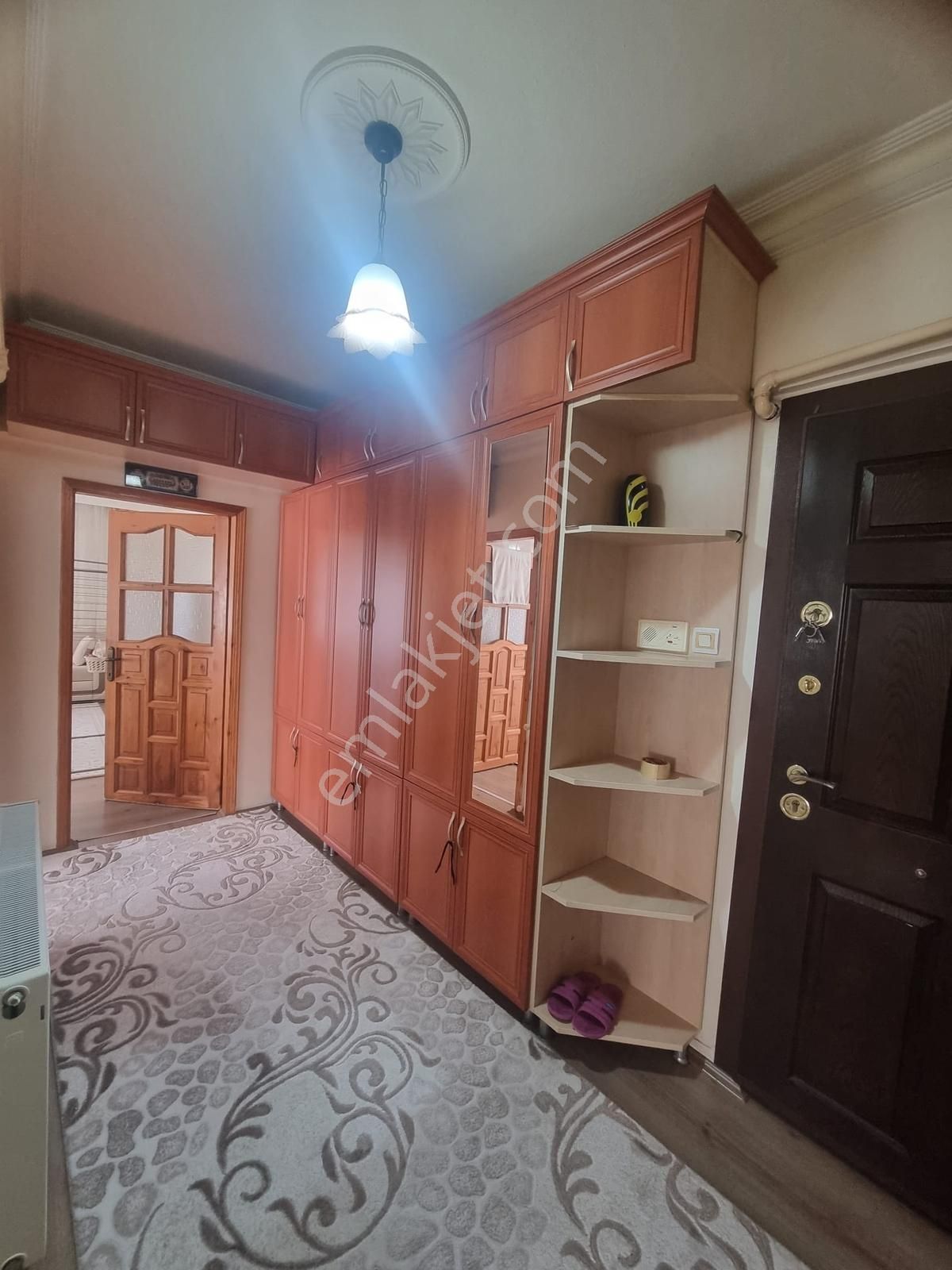 Mehmet Akif Ersoy Lisesi Karşısı 3.kat Ön Cephe Ful Yapılı 3+1 - Görsel 5