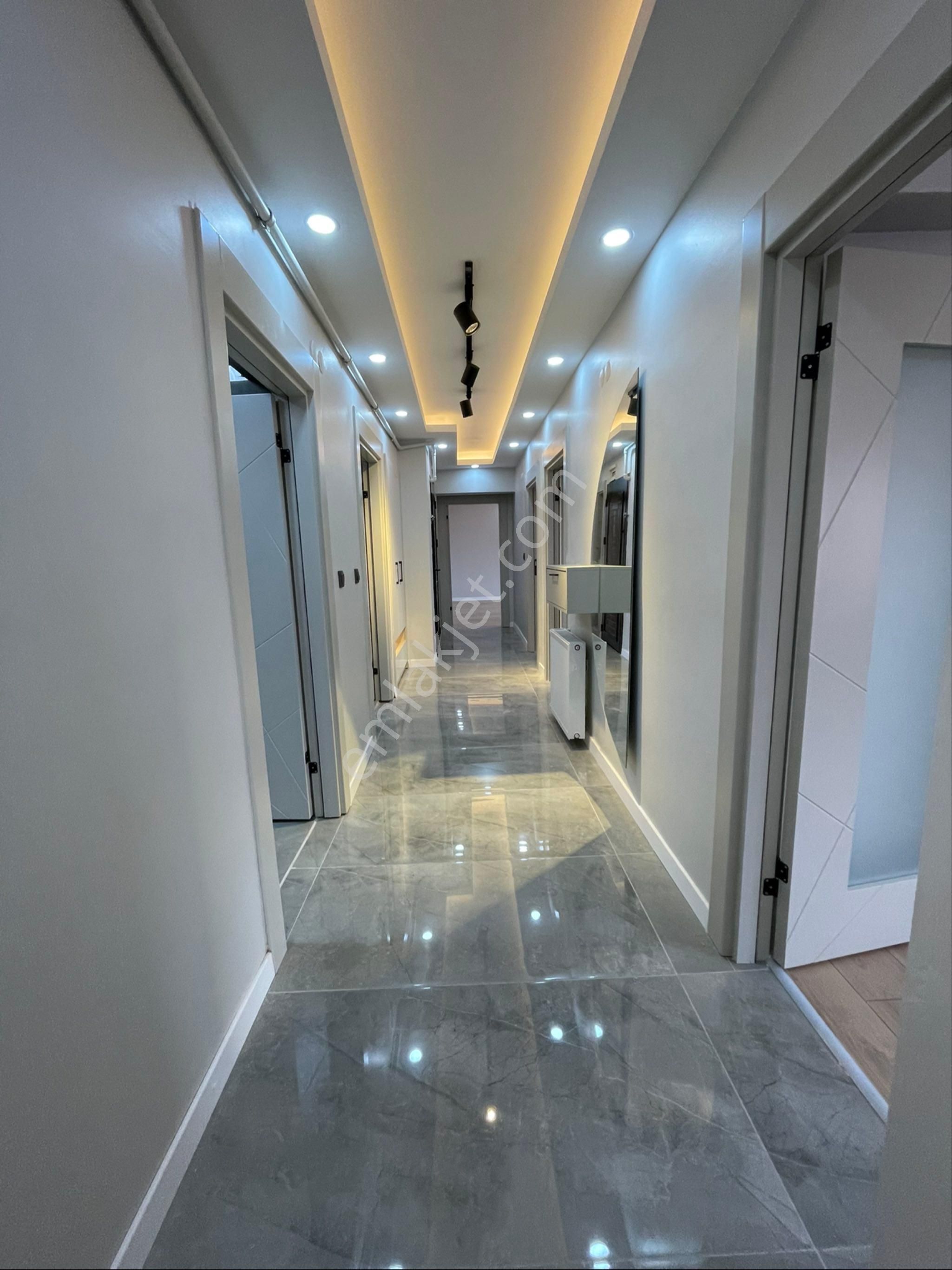 Ns Prestij Den İstasyon Mah Geniş Kat Da Full Yapılı Daire - Görsel 24