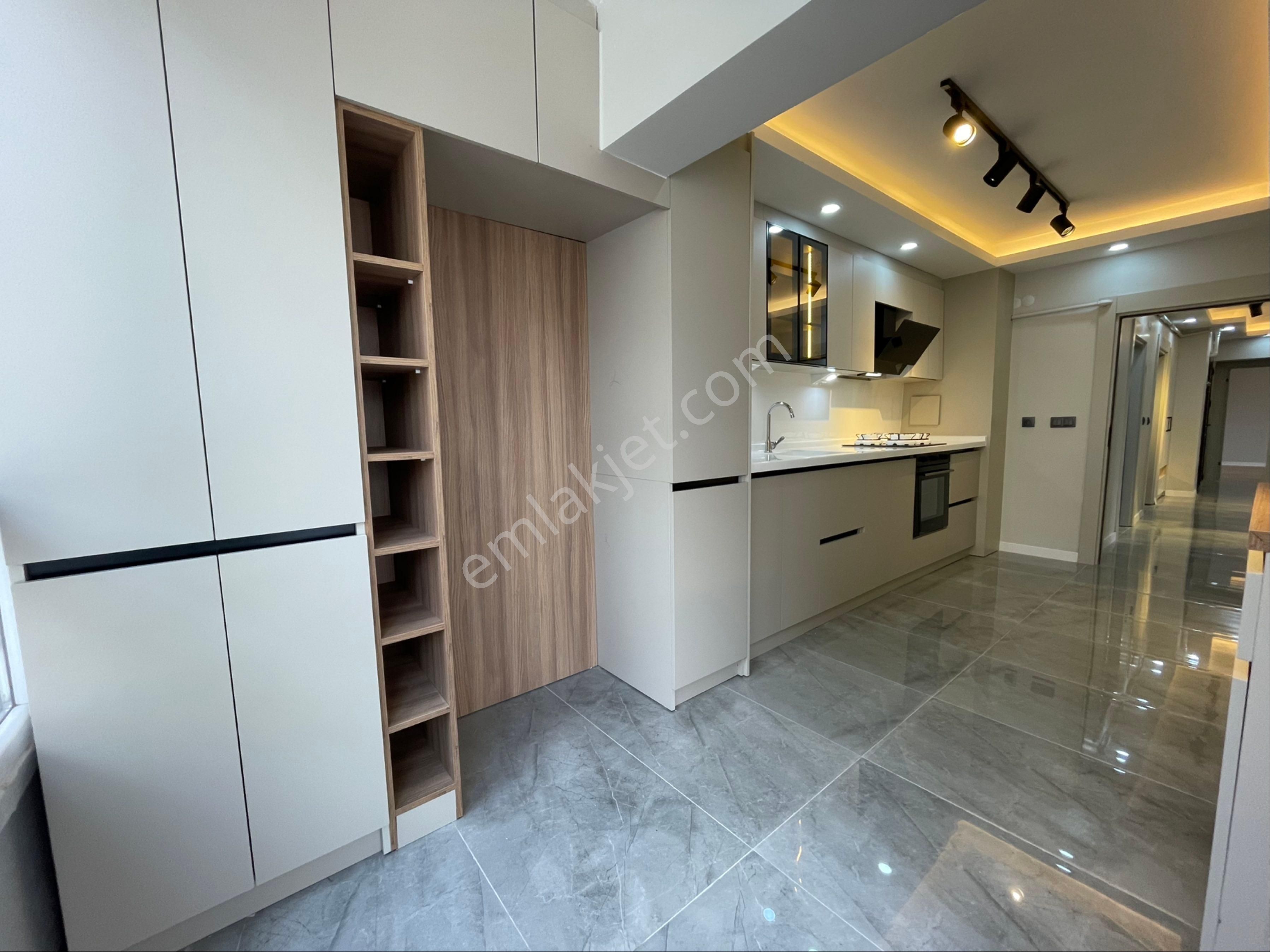 Ns Prestij Den İstasyon Mah Geniş Kat Da Full Yapılı Daire - Görsel 4