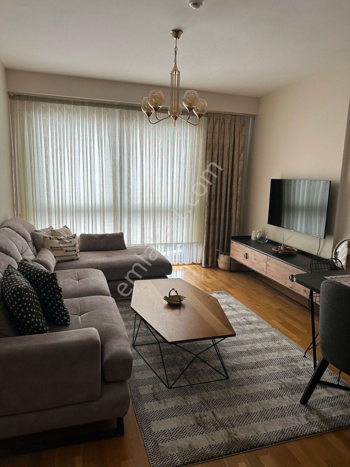 Poyraz'dan Suadiye'de Site İçinde Deniz Manzaralı Havuzlu 2+1 - Görsel 3