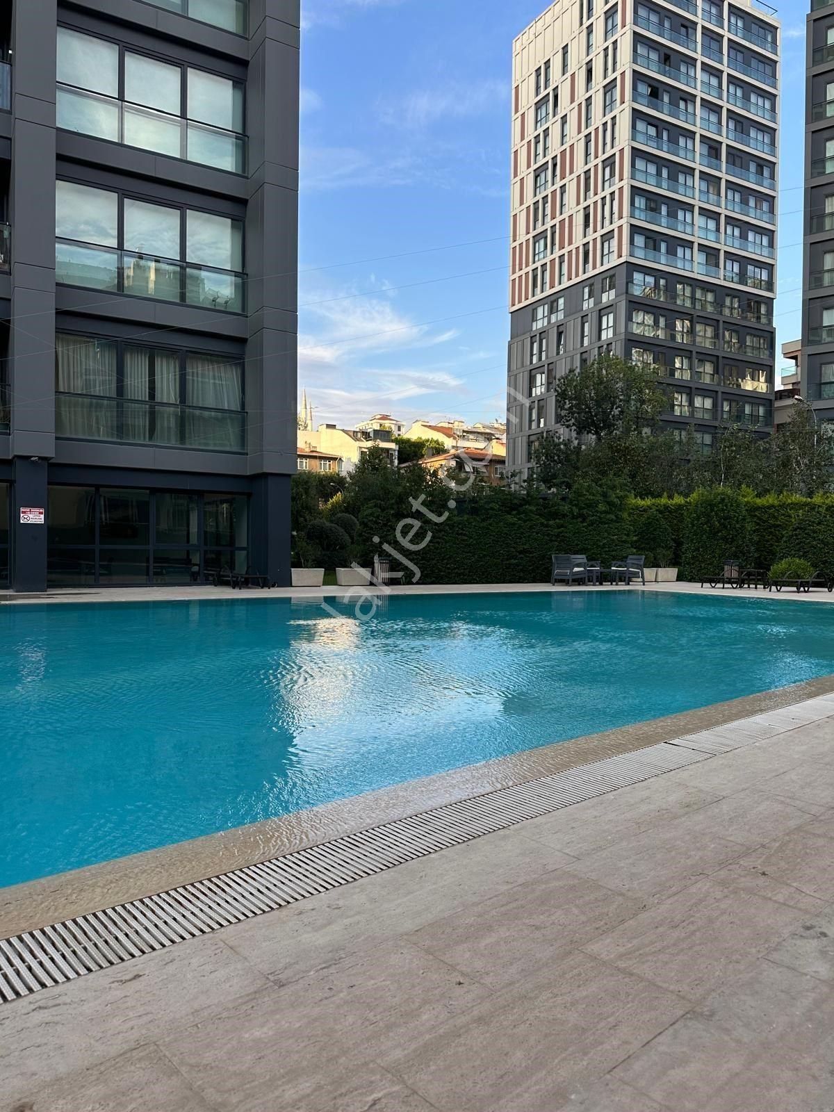 Poyraz'dan Suadiye'de Site İçinde Deniz Manzaralı Havuzlu 2+1 - Görsel 15