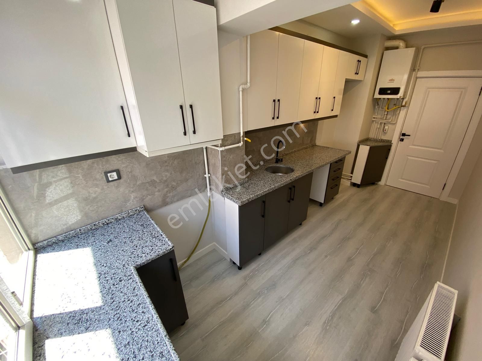 Tepebaşı Mah Gazino Göbekte Bağımsız Katta 3+1 Satılık Daire - Görsel 2