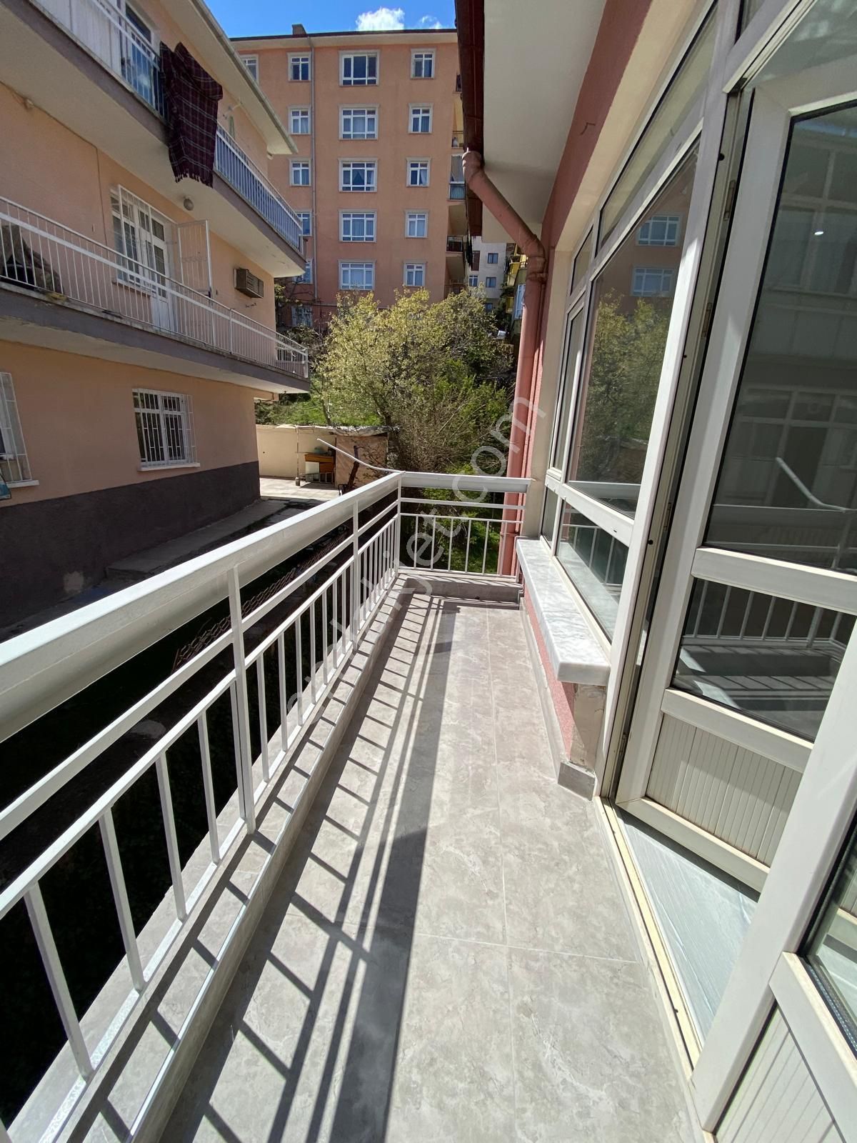 Tepebaşı Mah Gazino Göbekte Bağımsız Katta 3+1 Satılık Daire - Görsel 15