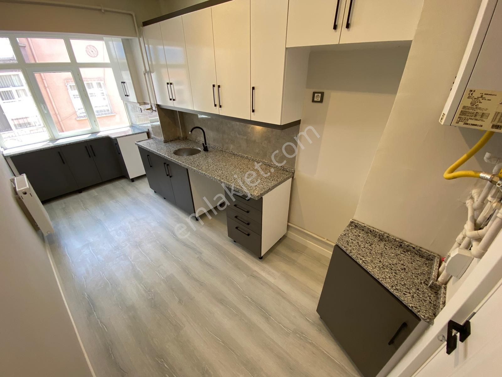 Tepebaşı Mah Gazino Göbekte Bağımsız Katta 3+1 Satılık Daire - Görsel 3