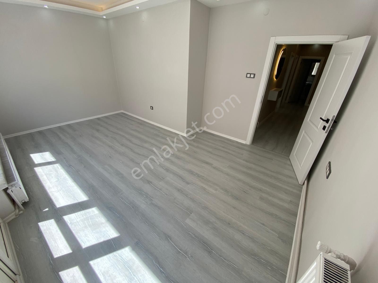 Tepebaşı Mah Gazino Göbekte Bağımsız Katta 3+1 Satılık Daire - Görsel 14