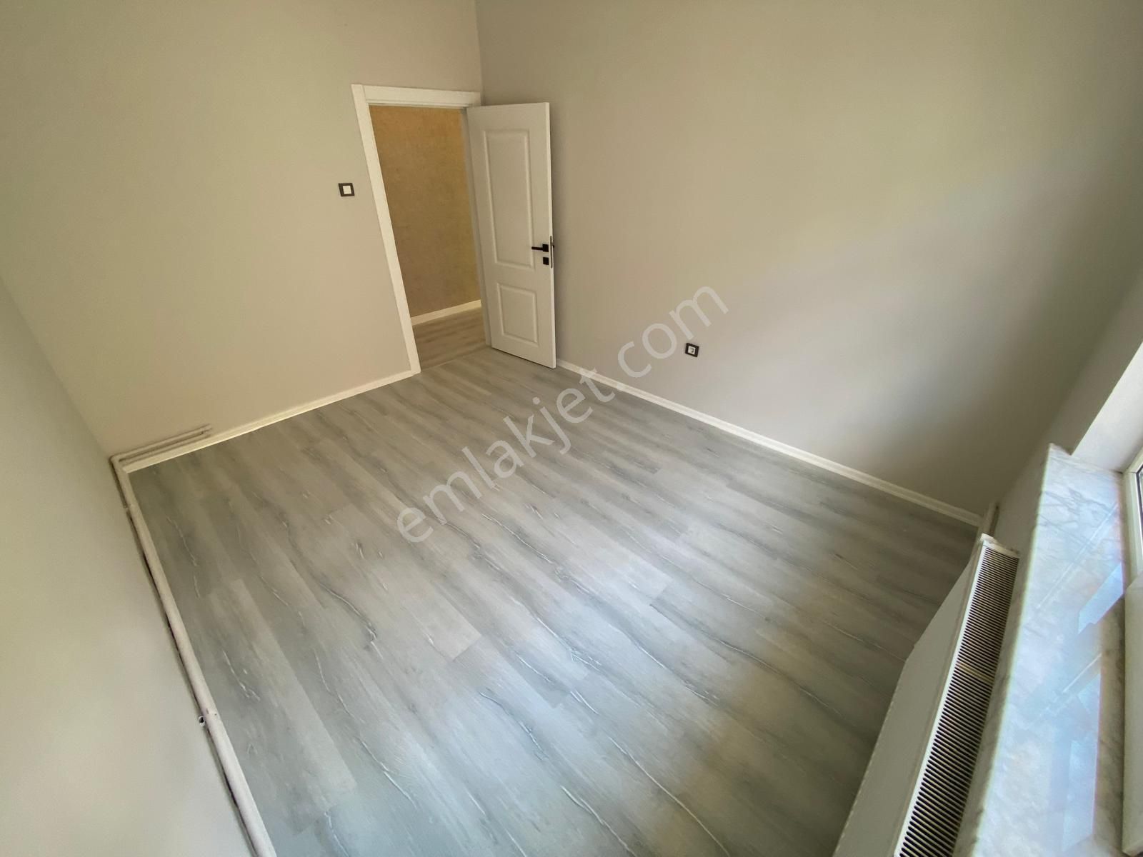 Tepebaşı Mah Gazino Göbekte Bağımsız Katta 3+1 Satılık Daire - Görsel 18