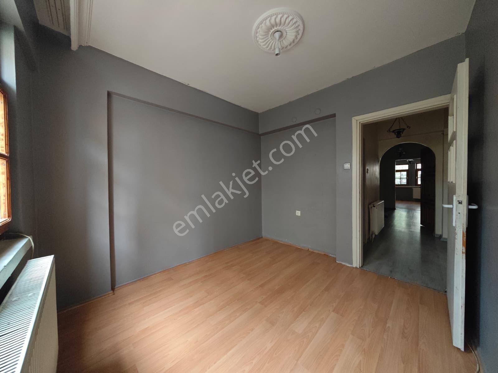 Ekin Mahallesinde Su Deposu Yakını 2+1 Satılık Yüksek Giriş !! - Görsel 13