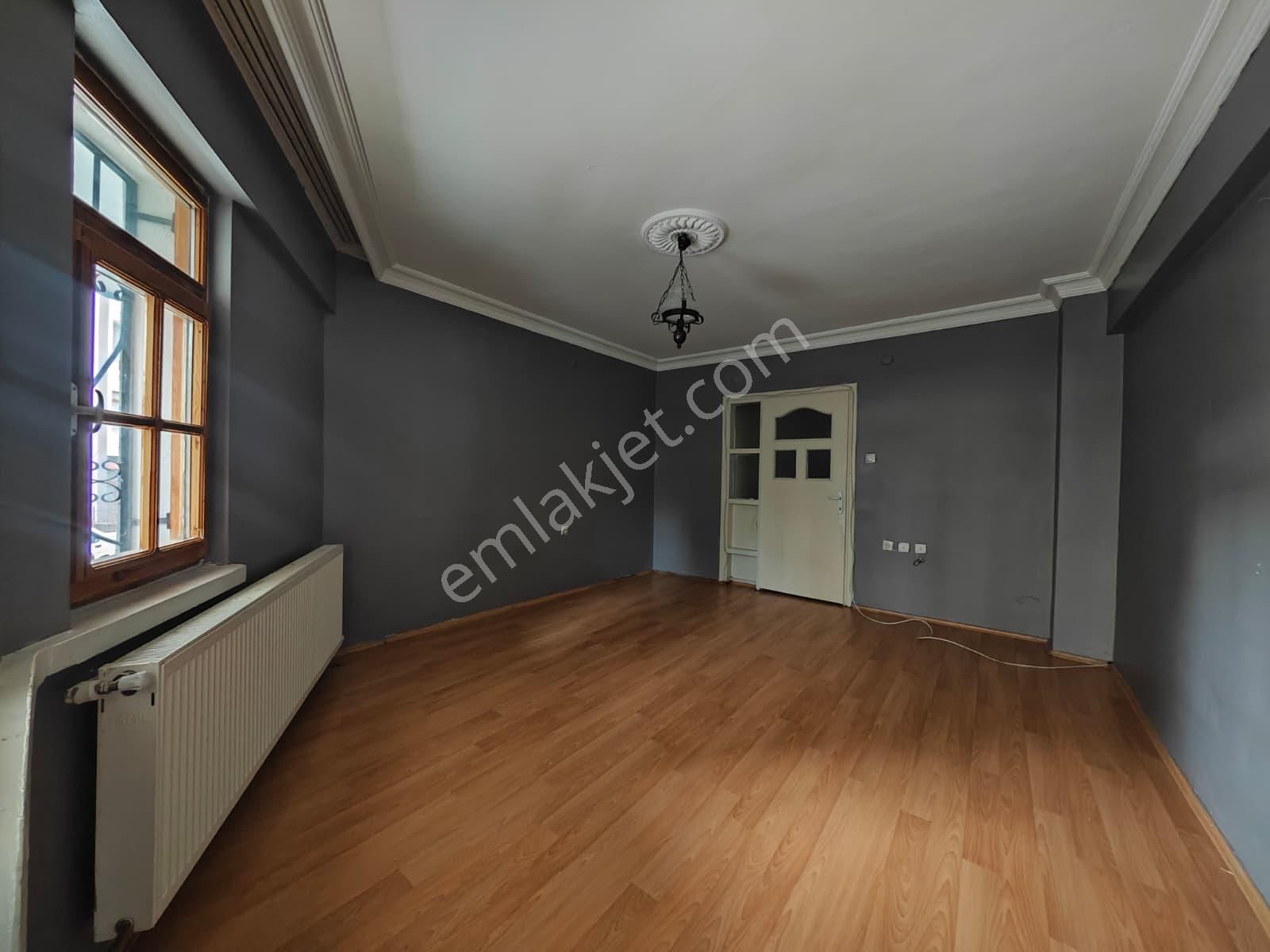 Ekin Mahallesinde Su Deposu Yakını 2+1 Satılık Yüksek Giriş !! - Görsel 3