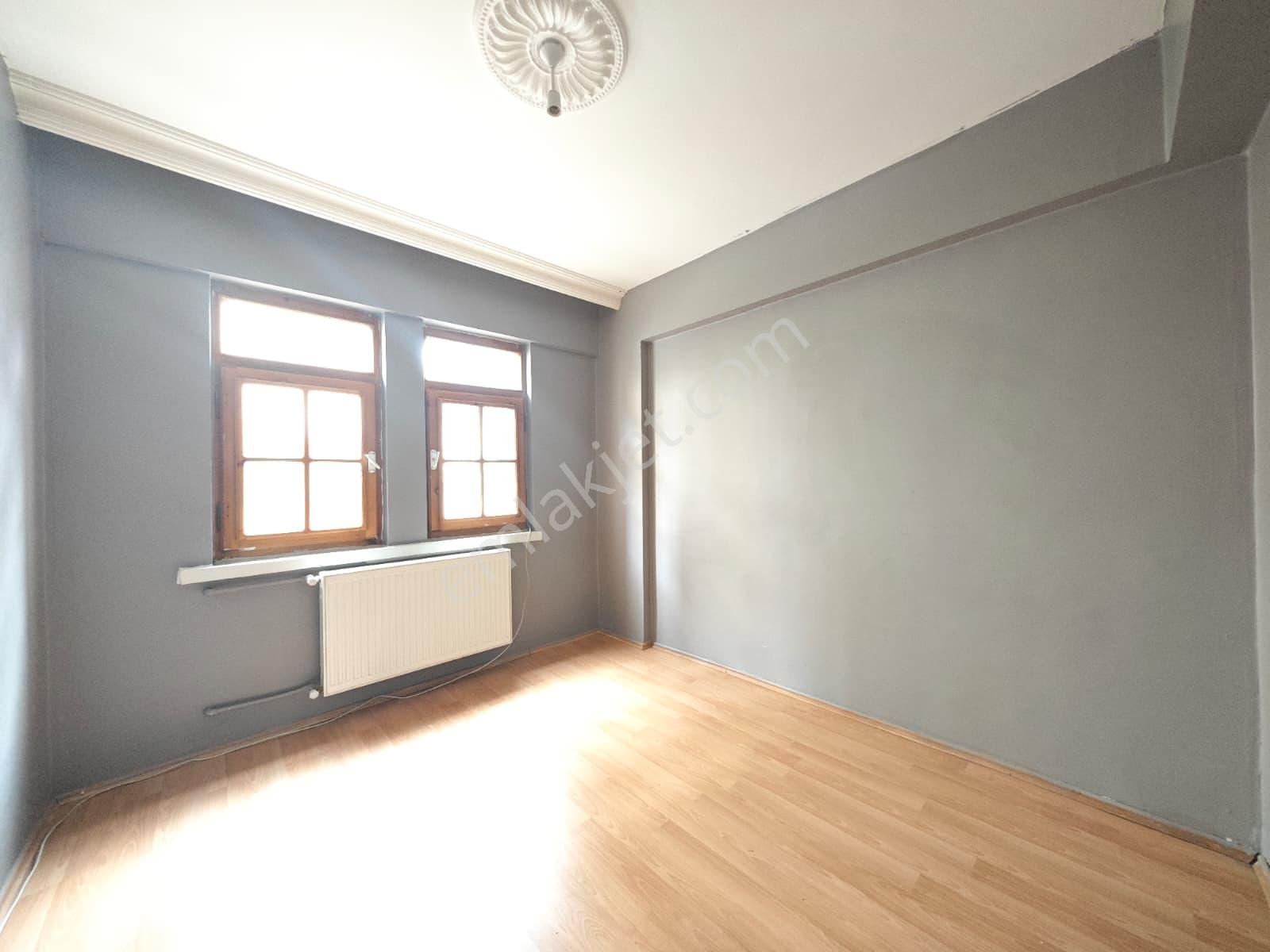 Ekin Mahallesinde Su Deposu Yakını 2+1 Satılık Yüksek Giriş !! - Görsel 12