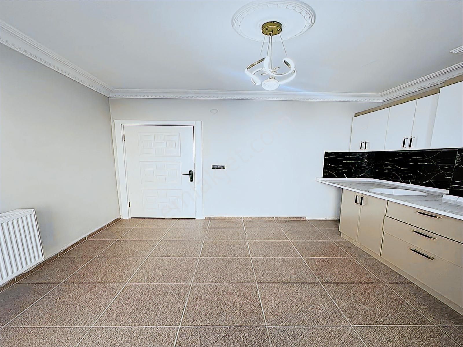 Boss Yapı'dan Cadde Üstü Ulaşamın Dibinde 2+1 110m² Arakat Daire - Görsel 12