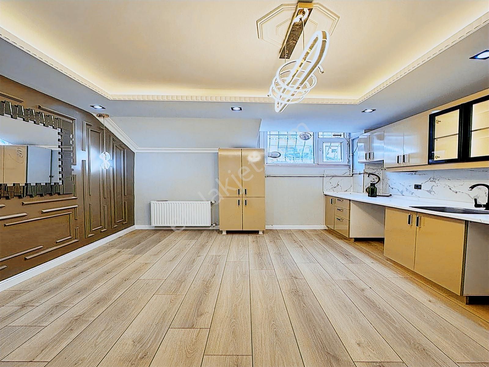 Boss Yapıdan Full Dekorlu Geniş M² Özel Tasarım Mutfak 2+1 Daire - Görsel 2