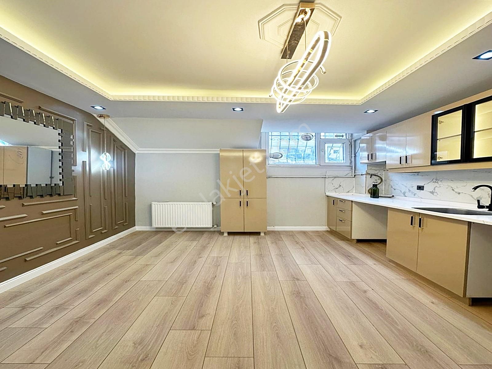 Boss Yapıdan Full Dekorlu Geniş M² Özel Tasarım Mutfak 2+1 Daire - Görsel 25