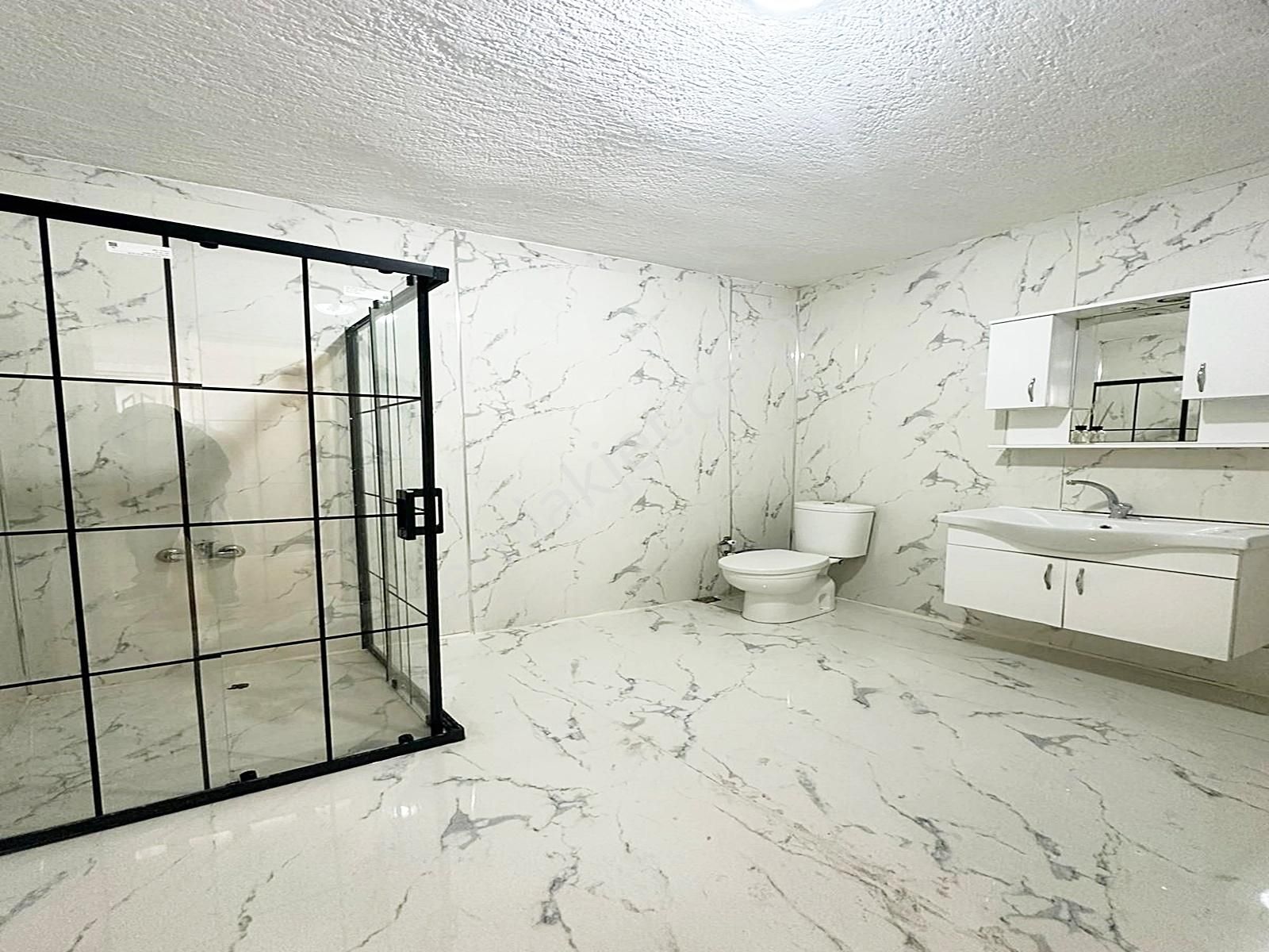 Boss Yapıdan Full Dekorlu Geniş M² Özel Tasarım Mutfak 2+1 Daire - Görsel 15