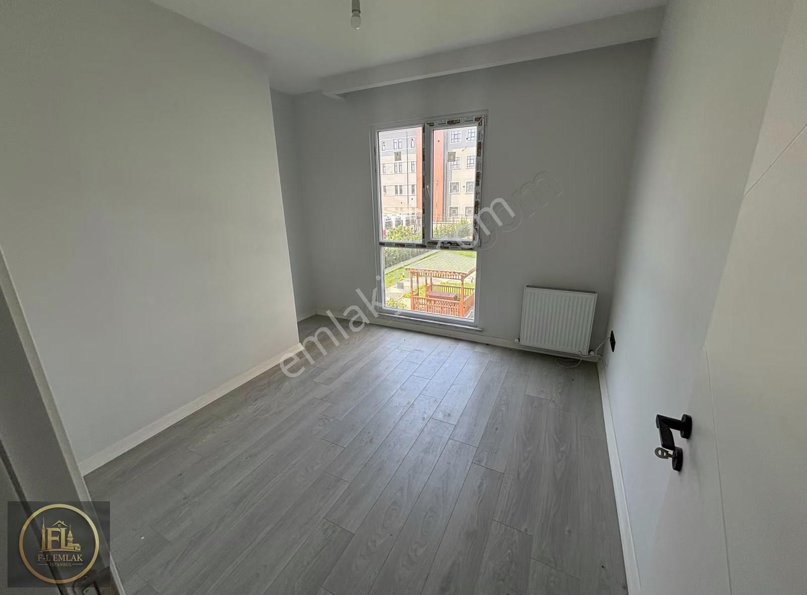 F-l Emlaktan Sancaktepe Blue Garden Sitesi 2+1 Ara Kat - Görsel 10