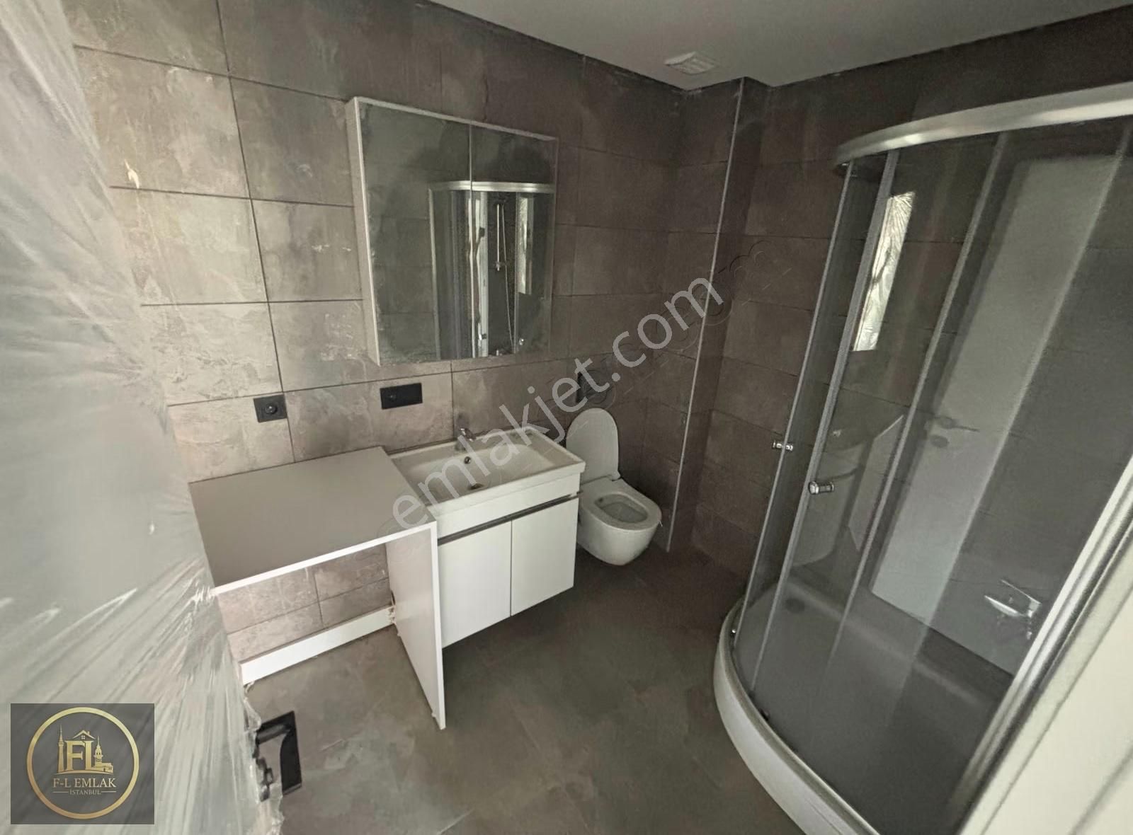 F-l Emlaktan Sancaktepe Blue Garden Sitesi 2+1 Ara Kat - Görsel 33