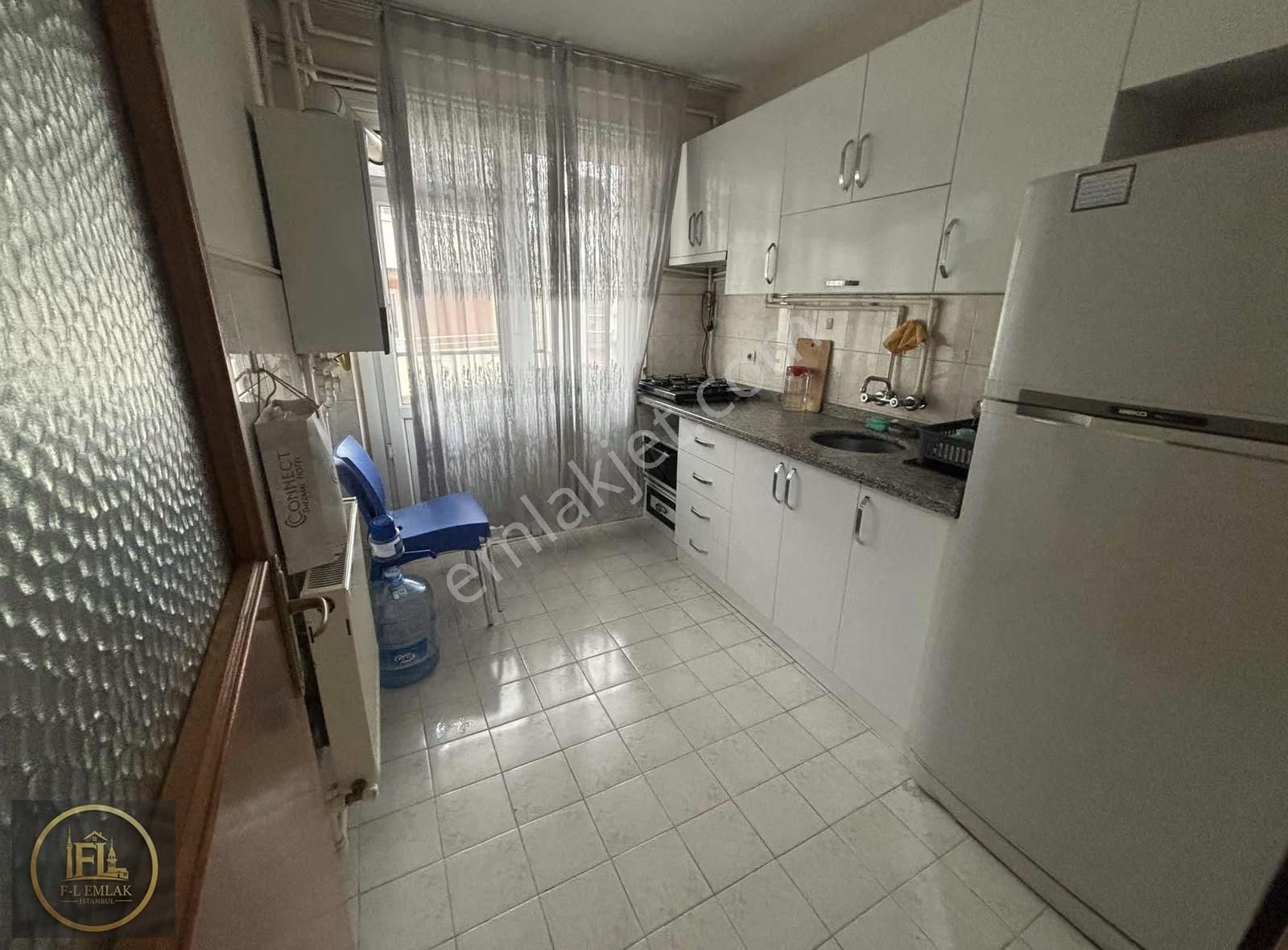 F-l Emlaktan Eşyalı 1+1 Çarşı Metroya 5 Dk - Görsel 17