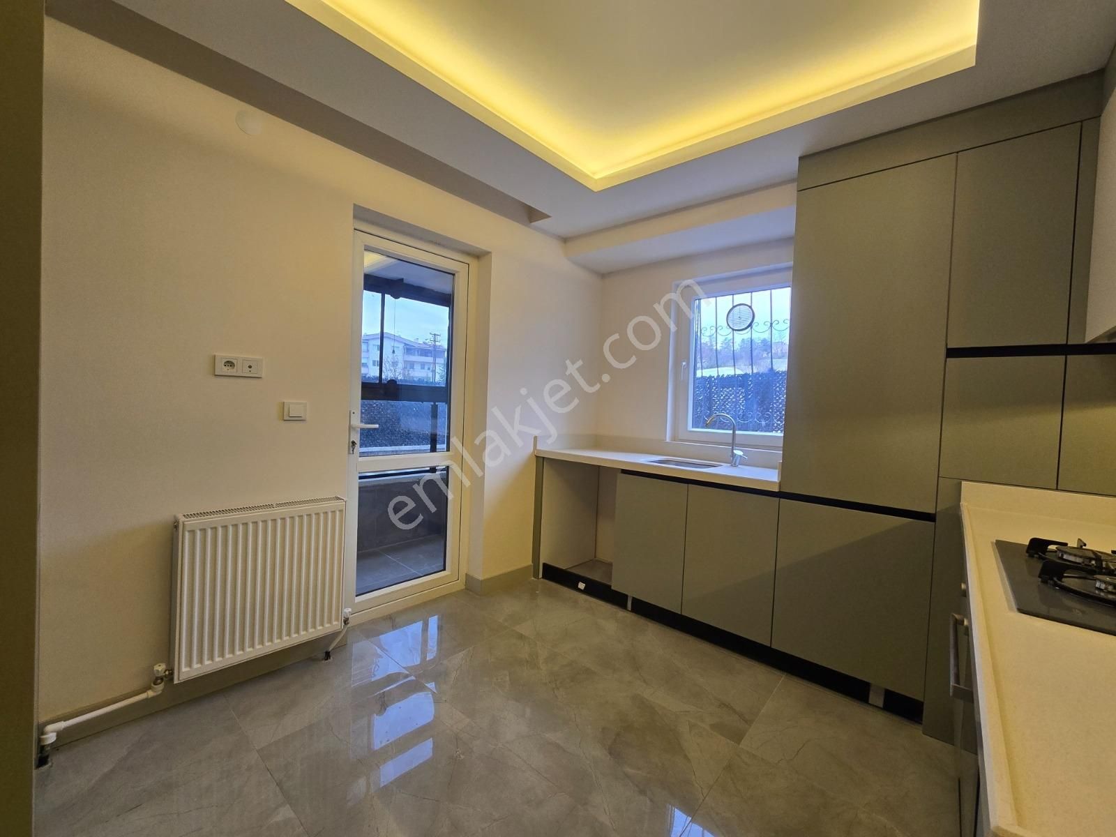 İstasyon Mah Satılık 2+1 Asansörlü Kilerli Sıfır Ön Cephe Daire - Görsel 16