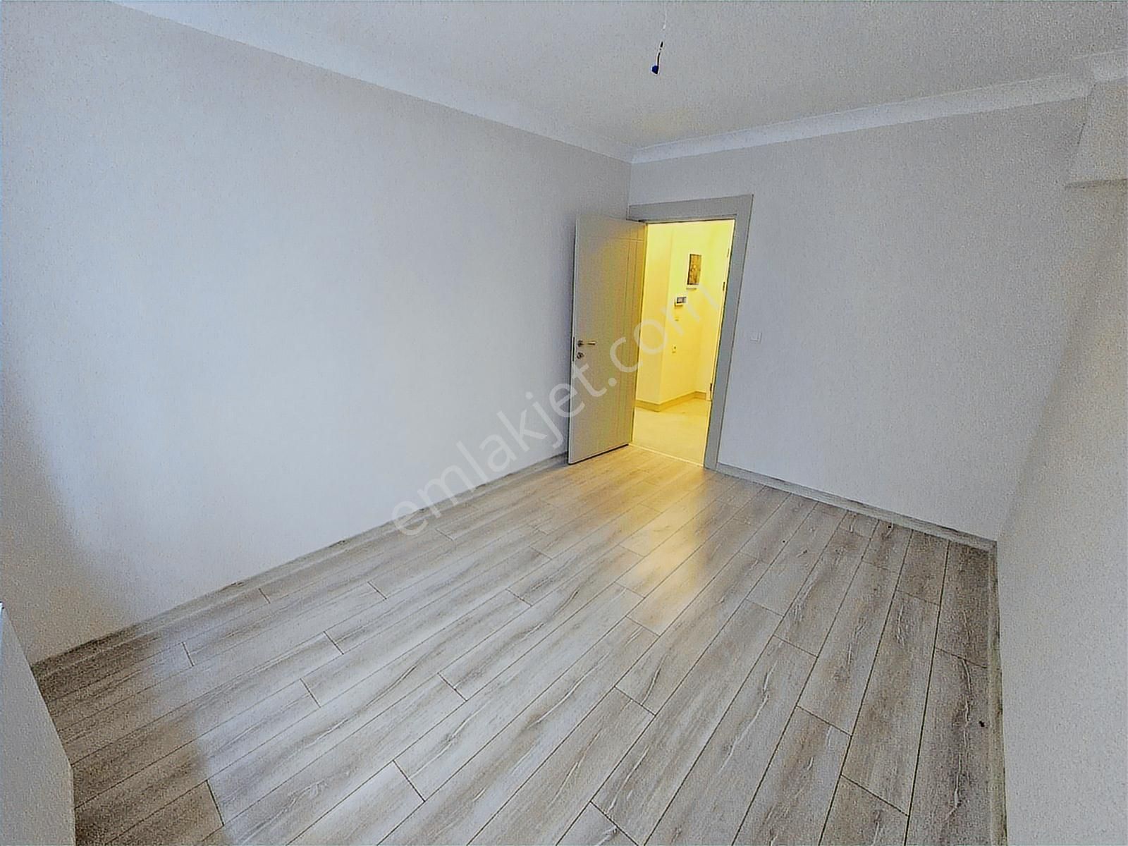 İstasyon Mah Satılık 2+1 Asansörlü Kilerli Sıfır Ön Cephe Daire - Görsel 26