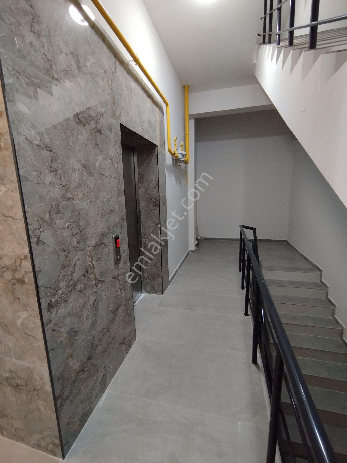 Büyük Ferah Kaliteli 3+1 - Görsel 32