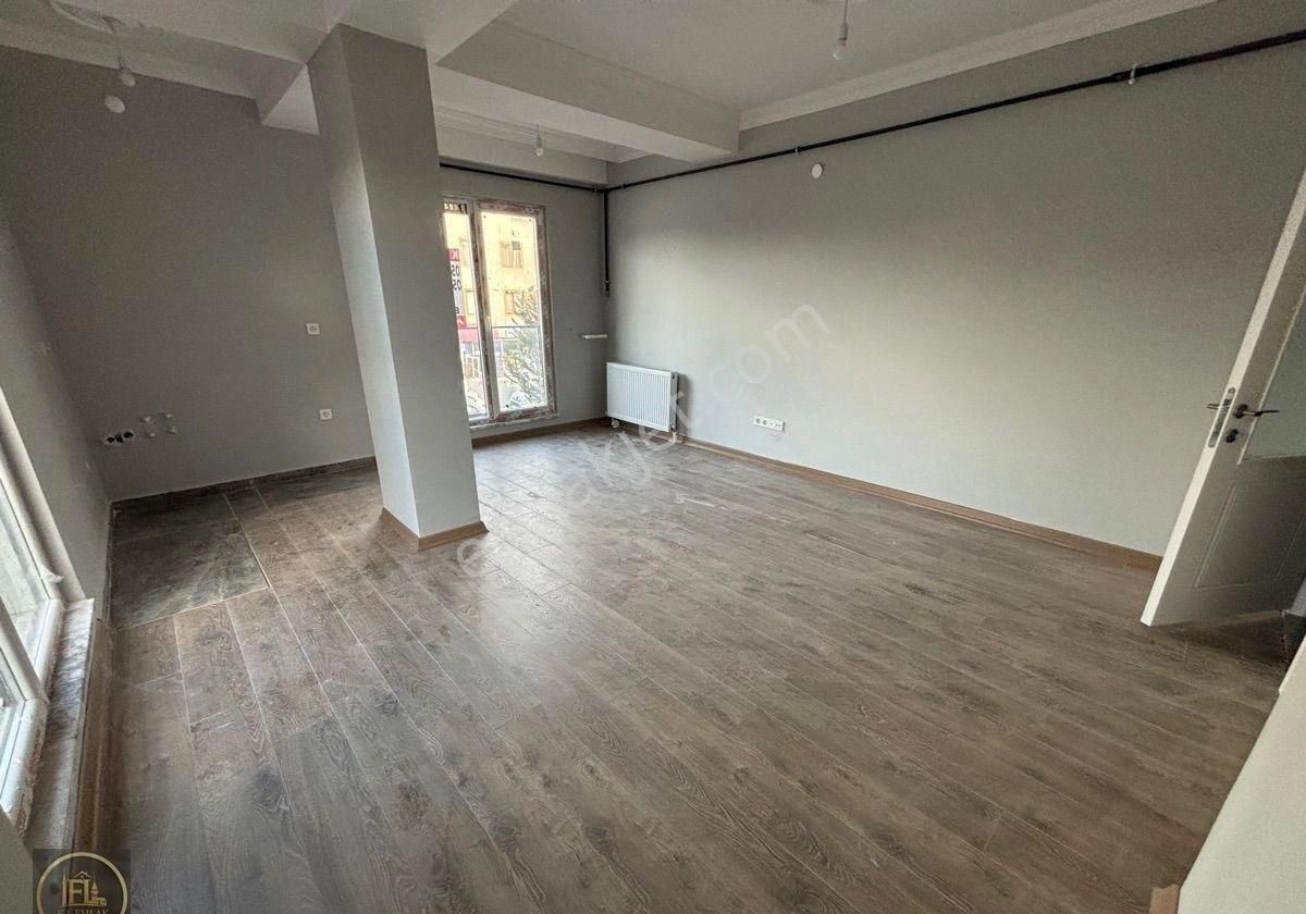 F-l Emlaktan Emaar Avm Libadiye Yakın Cadde Üstü Sıfır Lüks 2+1 - Görsel 15