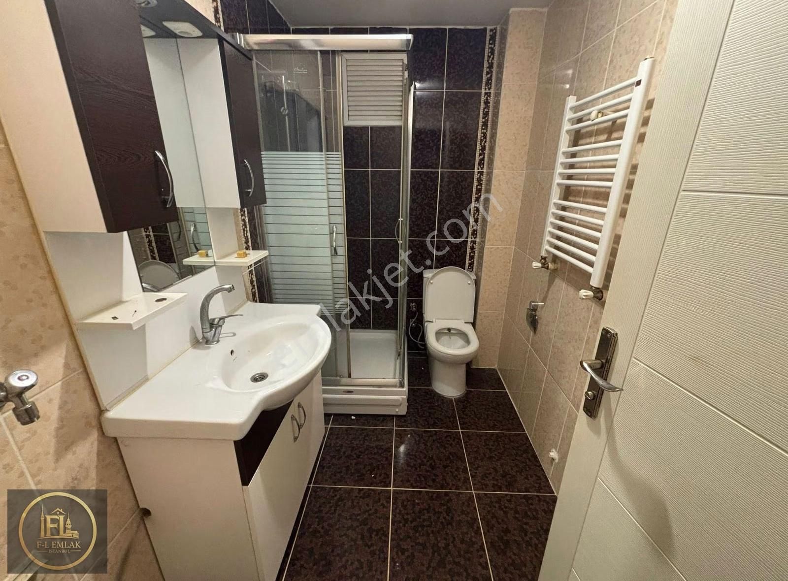 F-l Emlaktan Bulgurlu Metro Yürüme Mesfede 1+1 - Görsel 15