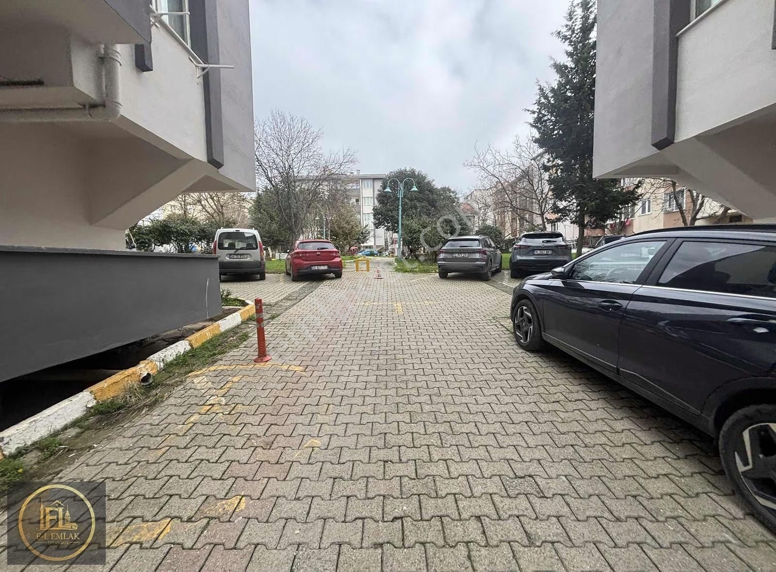 F-l Emlaktan Bulgurlu Metroya 4 Dk Seçkin Sitede 2+1 Daire - Görsel 12