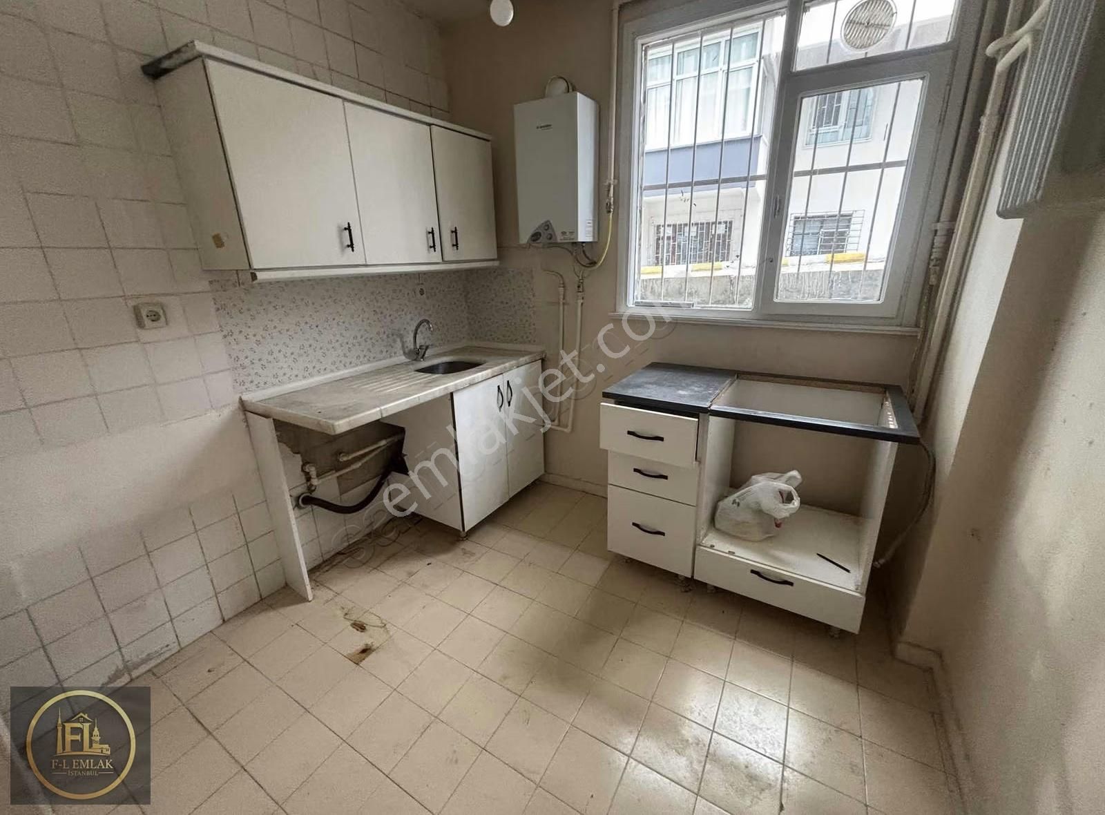 F-l Emlaktan Bulgurlu Metroya 4 Dk Seçkin Sitede 2+1 Daire - Görsel 8