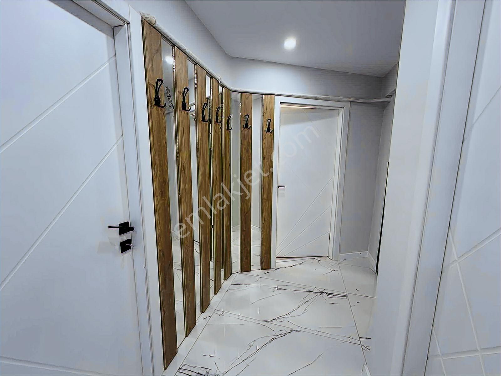 Eviva'dan 30 Ağustos Mah. Merkezde Ara Katta Full Yapılı 3+1 - Görsel 25