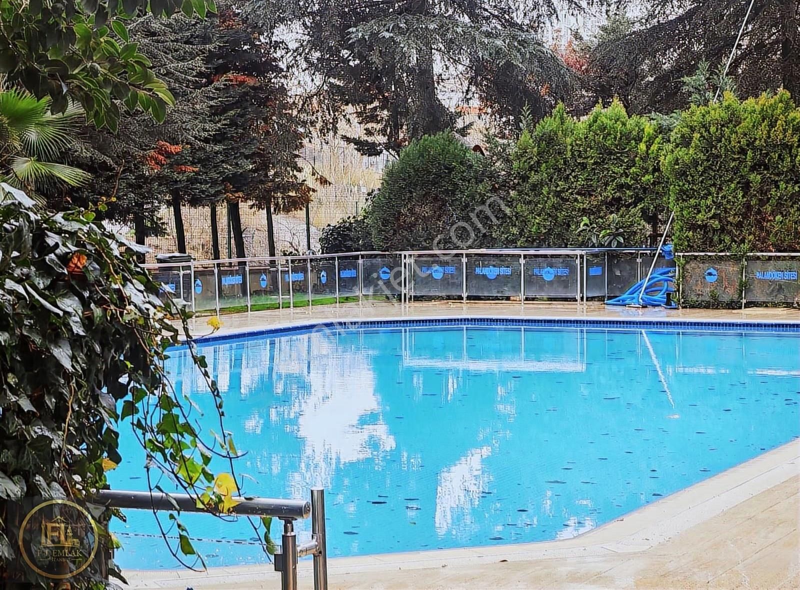 F-l Emlaktan Ataşehir Palandöken Sitesinde 2.kat Boş 3+1 125 M2