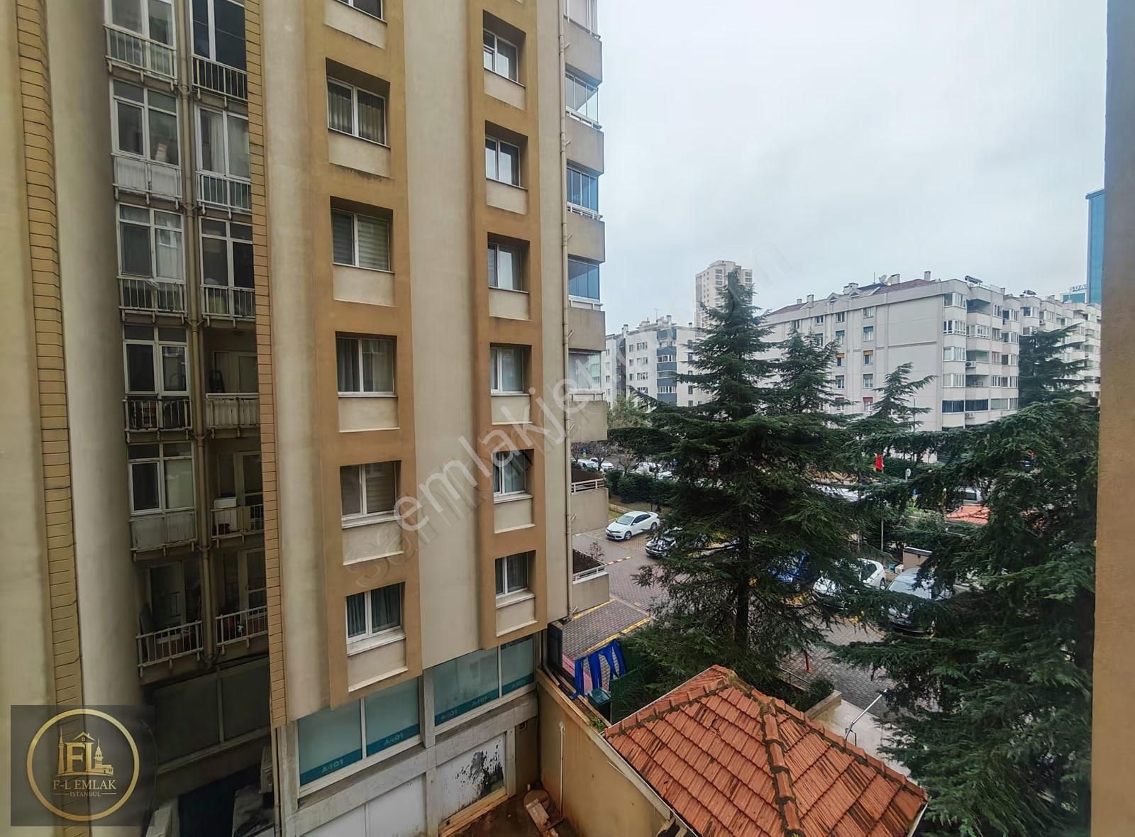 F-l Emlaktan Ataşehir Palandöken Sitesinde 2.kat Boş 3+1 125 M2 - Görsel 20