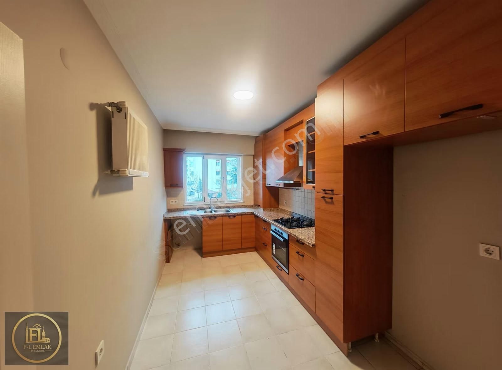 F-l Emlaktan Ataşehir Palandöken Sitesinde 2.kat Boş 3+1 125 M2 - Görsel 11