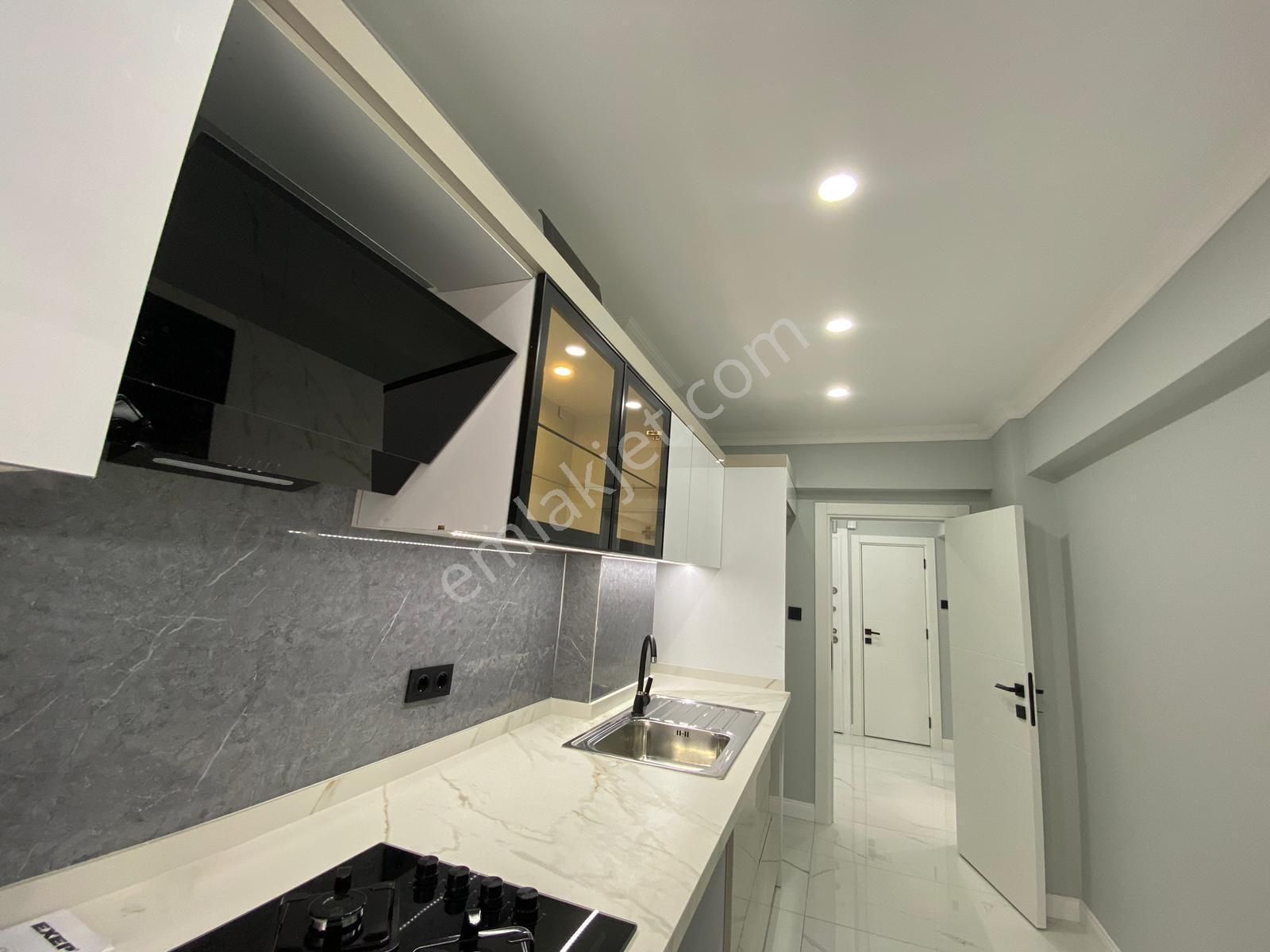 Tamiş'den İdealtepe'de Site İçerisinde Lüx Yapılı 4.katta 3+1 - Görsel 20