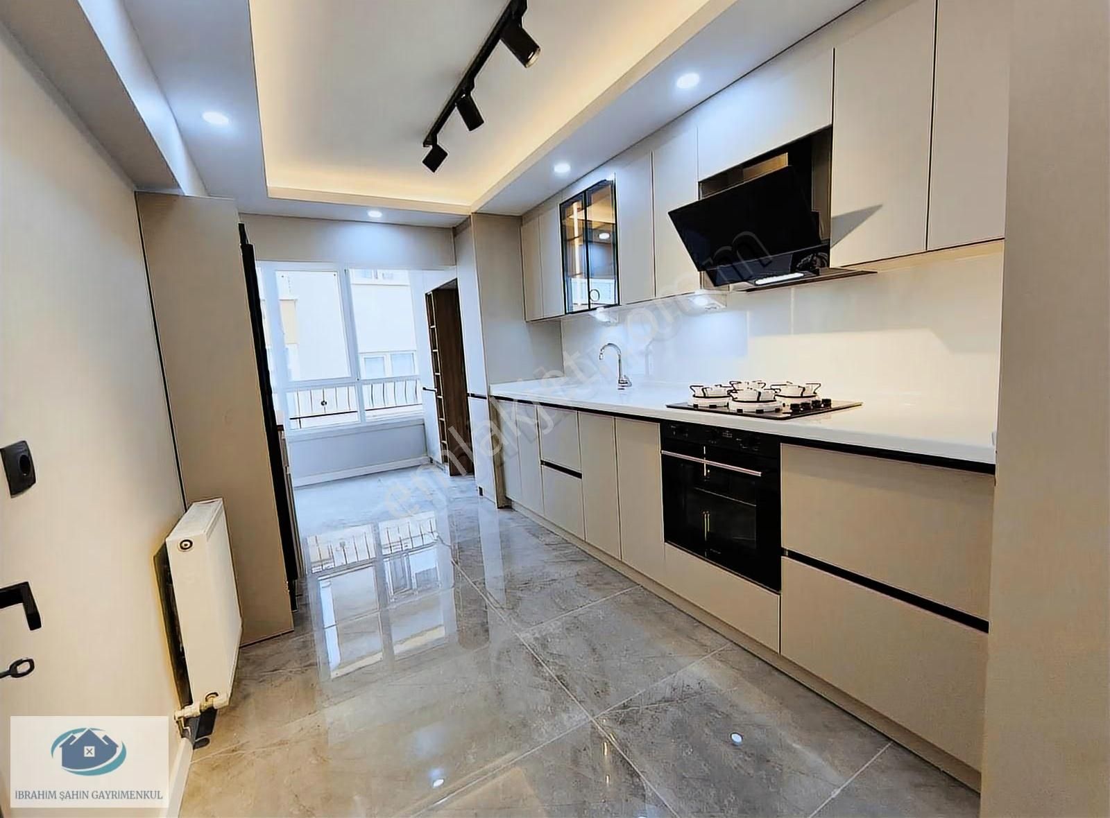 Ankara Etimesgut İstasyon Mah Satılık 3+1 Full Yapılı Daire - Görsel 16