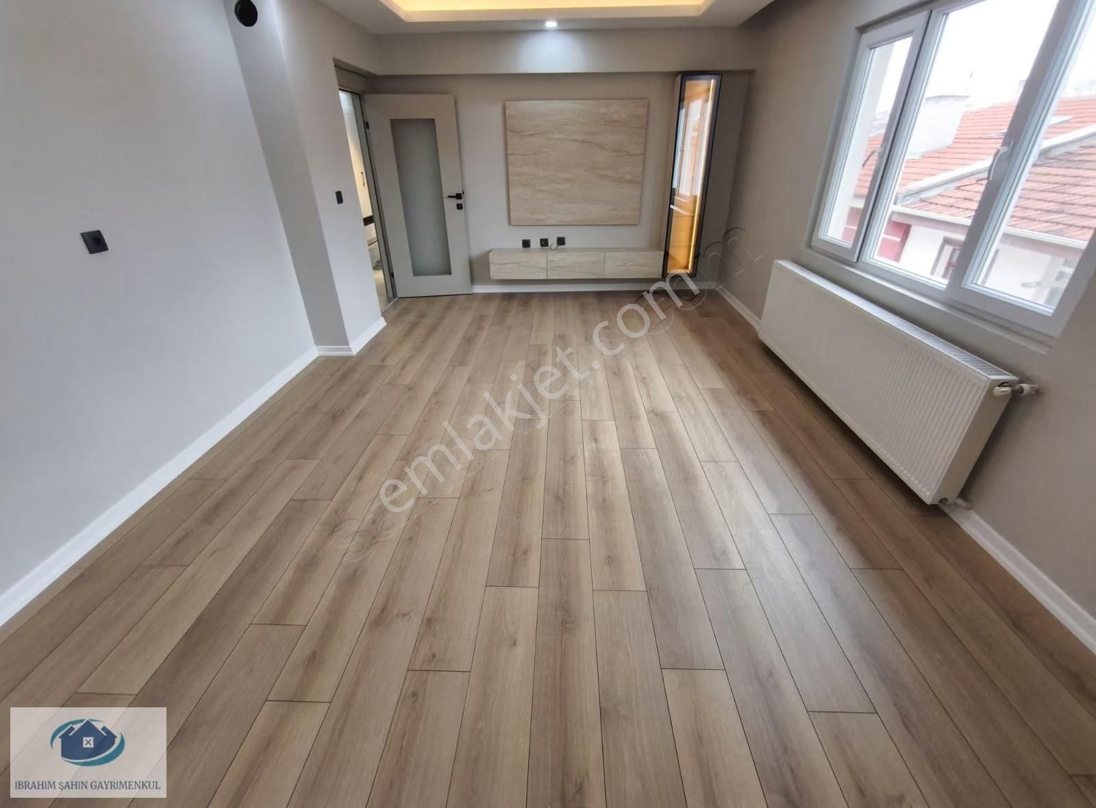 Ankara Etimesgut İstasyon Mah Satılık 3+1 Full Yapılı Daire - Görsel 29