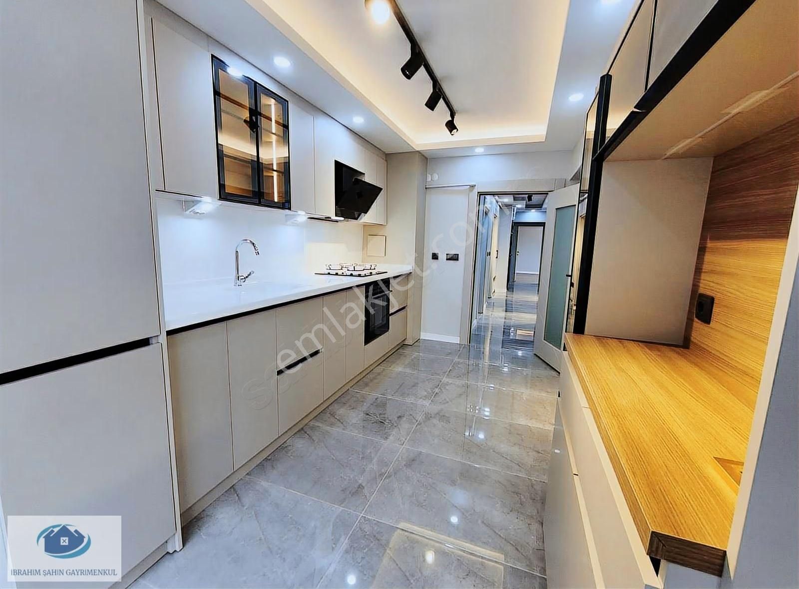 Ankara Etimesgut İstasyon Mah Satılık 3+1 Full Yapılı Daire - Görsel 25