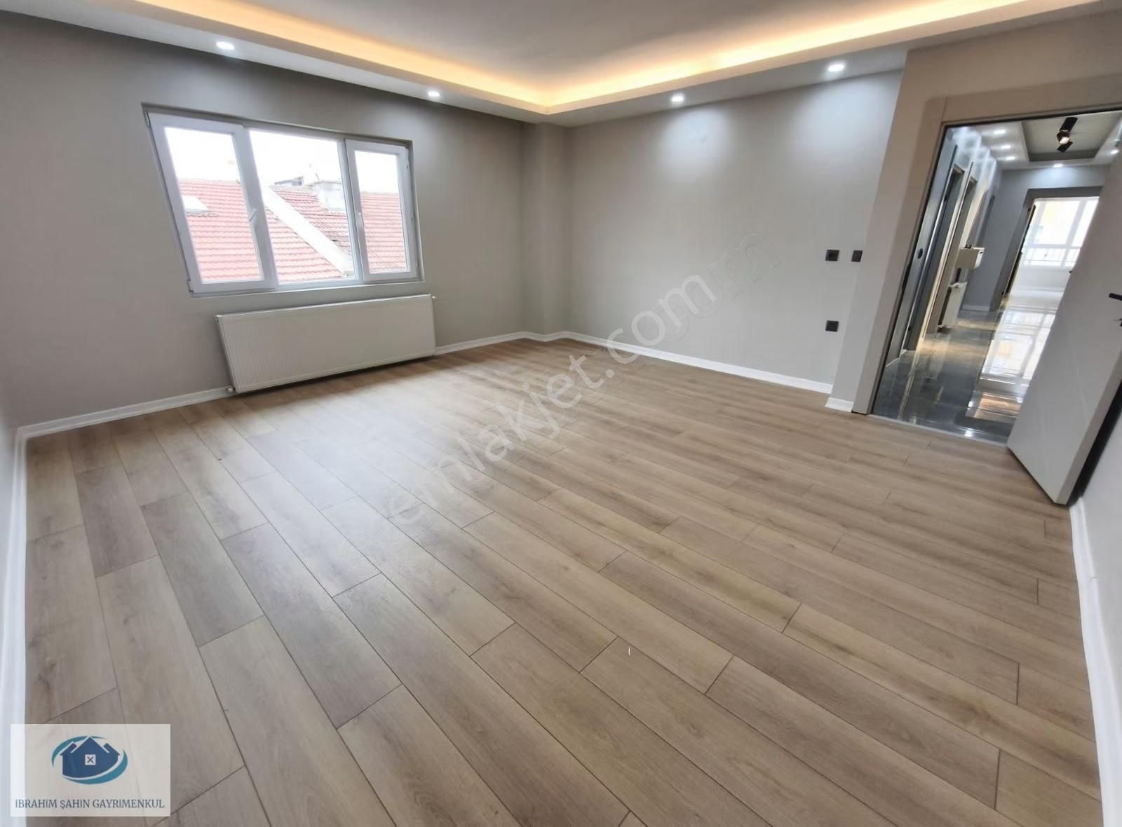 Ankara Etimesgut İstasyon Mah Satılık 3+1 Full Yapılı Daire - Görsel 4