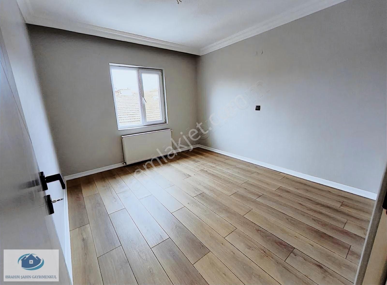 Ankara Etimesgut İstasyon Mah Satılık 3+1 Full Yapılı Daire - Görsel 17