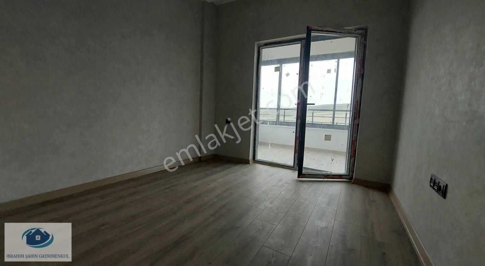 Ankara Etimesgut Yapracık'ta Satılık 2+1 Sıfır Daire Asansörlü - Görsel 8